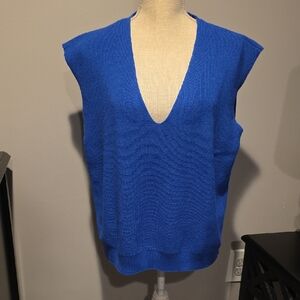 Cyrus Royal Blue V-Neck Sleeveless Sweater Size XL PTP 23 In. Like New